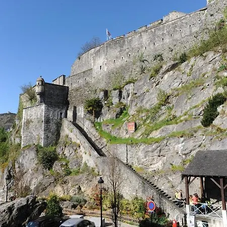 Logis Castel De Mirambel Lourdes