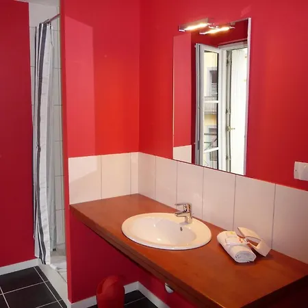 Logis Castel De Mirambel Hotel Lourdes