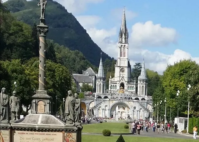 Logis Castel De Mirambel 3* Lourdes