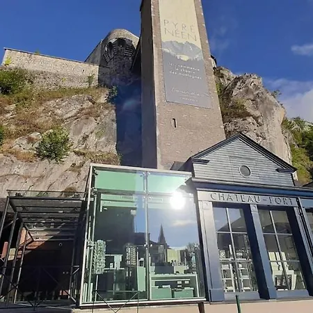 酒店 Logis Castel De Mirambel 3*