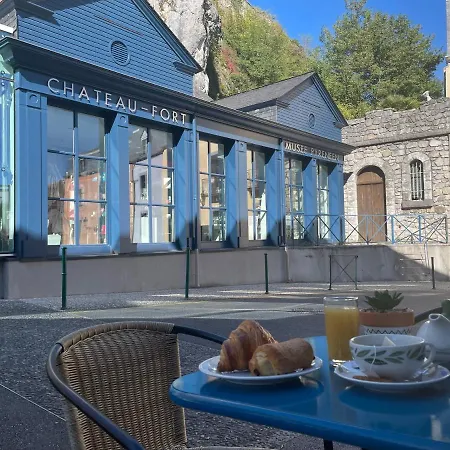 Hotel Logis Castel De Mirambel Lourdes