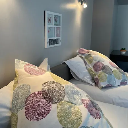 Logis Castel De Mirambel 3* 卢德