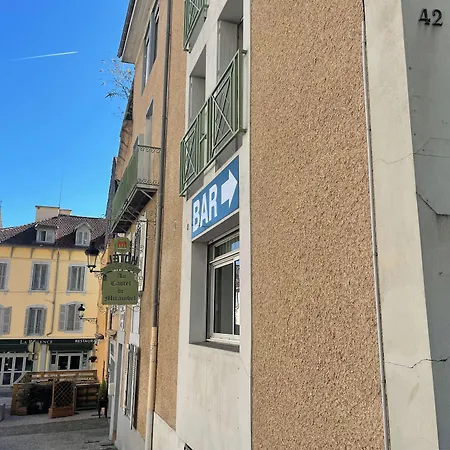 Hotel Logis Castel De Mirambel 3*