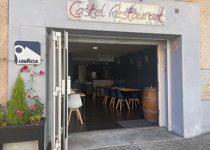 Logis Castel De Mirambel