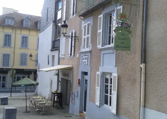 Logis Castel De Mirambel Lourdes