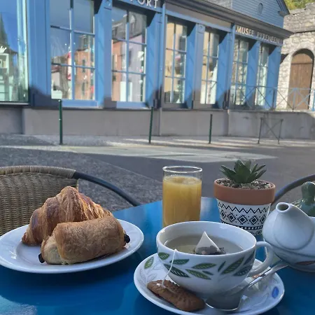 Hotel Logis Castel De Mirambel Lourdes